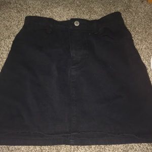 High waisted black skirt!